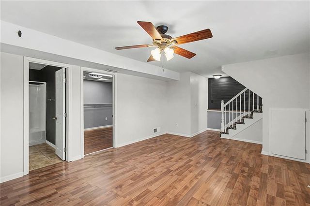 4803 NW Pennington Lane, Blue Springs, MO 64015