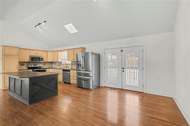 4803 NW Pennington Lane, Blue Springs, MO 64015