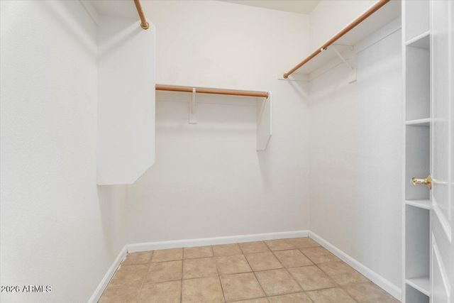 6915 W BLACKHAWK Drive, Glendale, AZ 85308