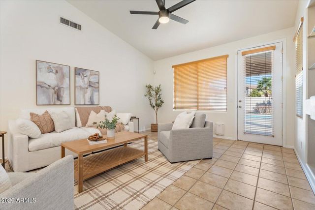 6915 W BLACKHAWK Drive, Glendale, AZ 85308