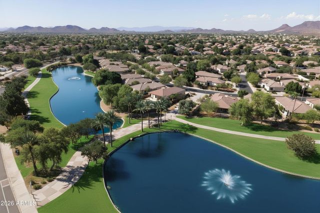 6915 W BLACKHAWK Drive, Glendale, AZ 85308