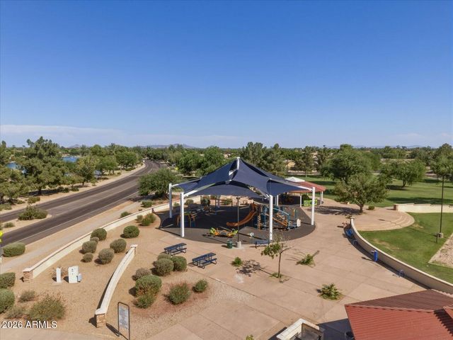 6915 W BLACKHAWK Drive, Glendale, AZ 85308
