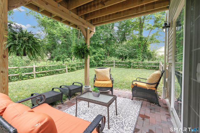 7 Oakview Lane 7, Bethel, CT 06801