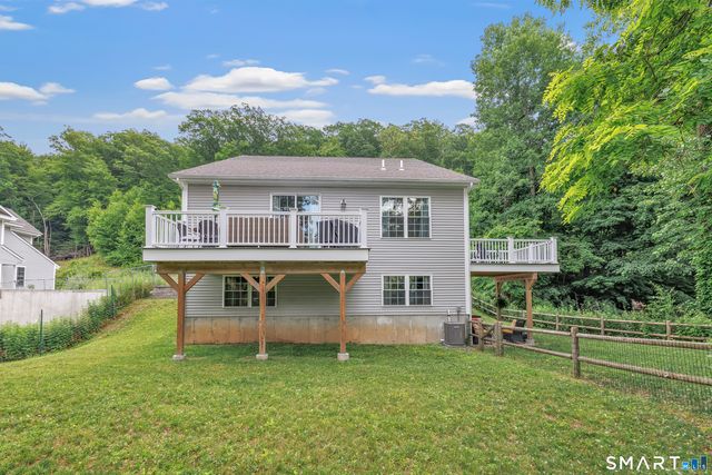 7 Oakview Lane 7, Bethel, CT 06801