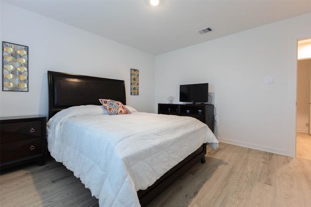 30502 White Cliff Court, Fulshear, TX 77441