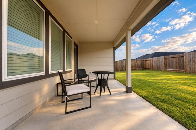 30502 White Cliff Court, Fulshear, TX 77441