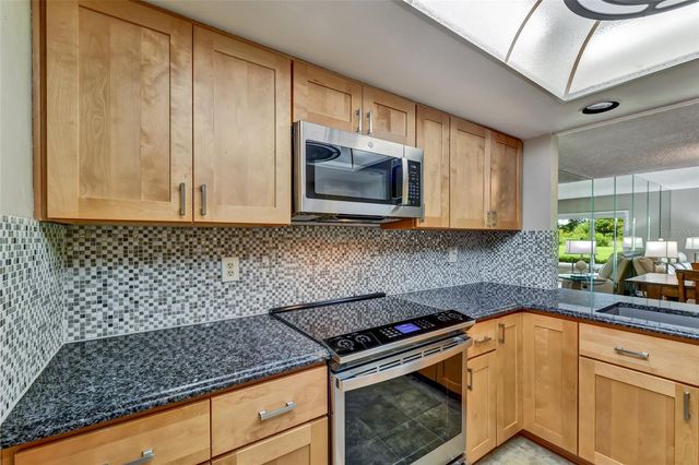 8107 BARDMOOR PLACE 103, Seminole, FL 33777