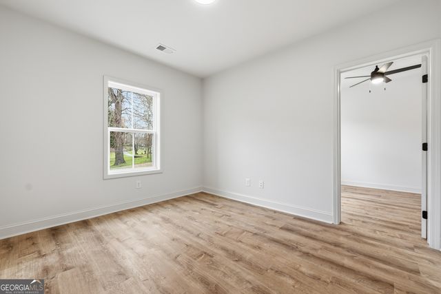 318 Vinings Walk NW, Gainesville, GA 30501