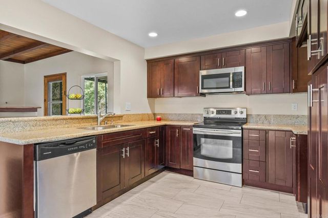 1756 Via del Tanido, San Ysidro, CA 92173