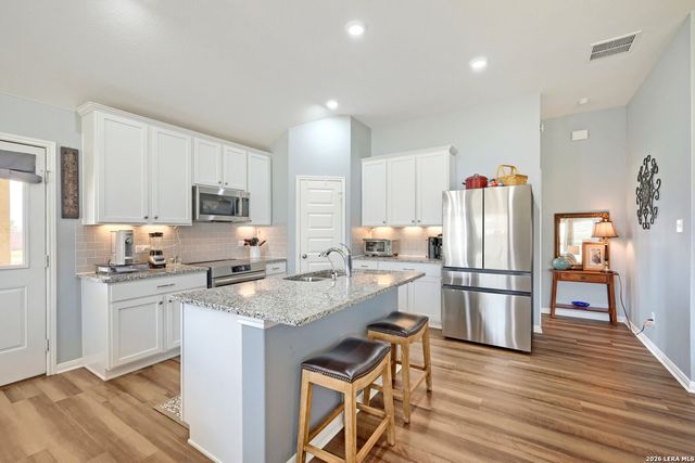 12414 Flatiron Way, Atascosa, TX 78002
