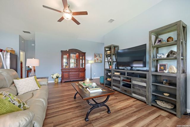 12414 Flatiron Way, Atascosa, TX 78002