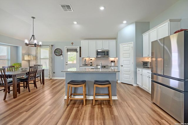 12414 Flatiron Way, Atascosa, TX 78002