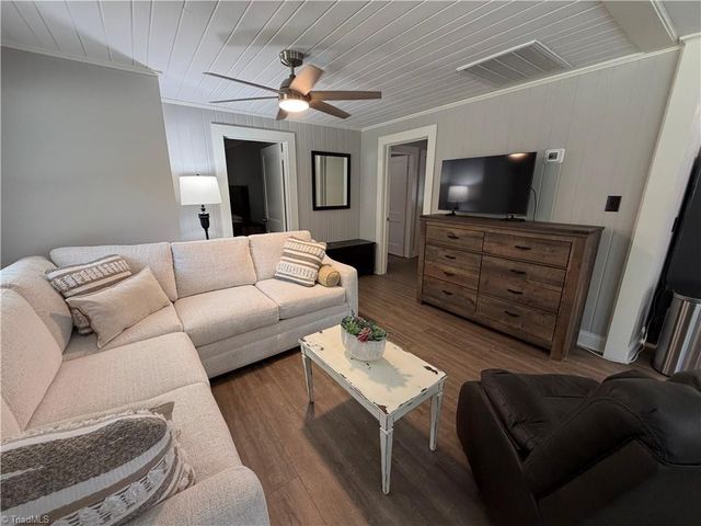1416 Perryman Road, Lexington, NC 27292