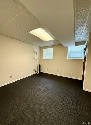 2840 Dalton Avenue, St Louis, MO 63139