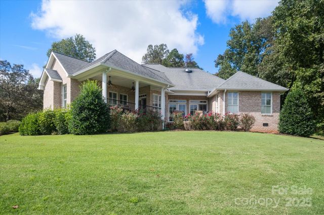 733 Plantation Drive Extension, Rutherfordton, NC 28139