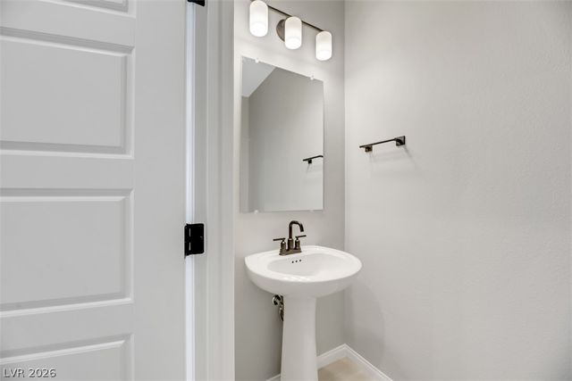 863 Greenspire, Henderson, NV 89011