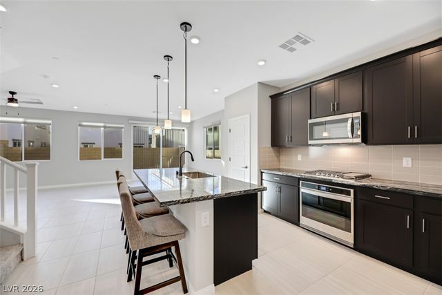 863 Greenspire, Henderson, NV 89011