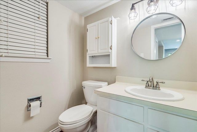 1411 Norwalk LN 207, Austin, TX 78703