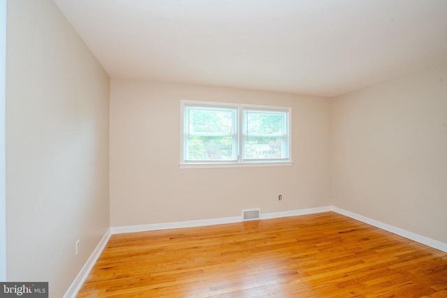 318 OAK LN, Princeton Junction, NJ 08550