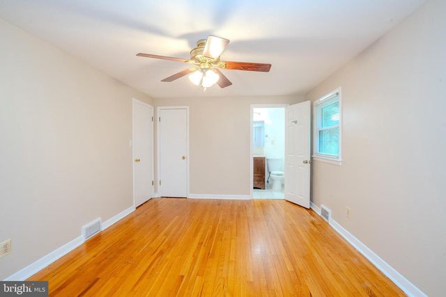 318 OAK LN, Princeton Junction, NJ 08550