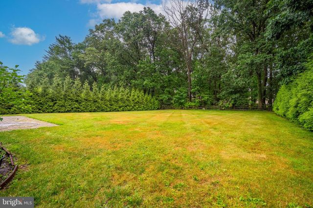 318 OAK LN, Princeton Junction, NJ 08550