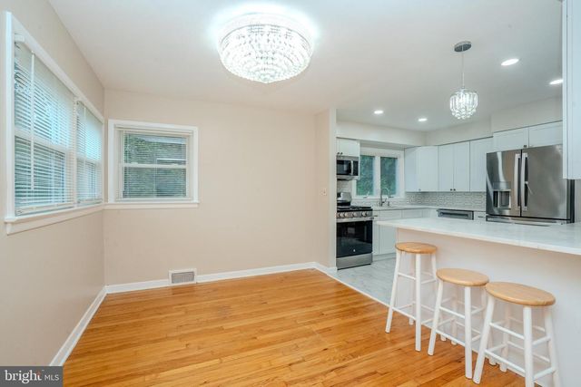 318 OAK LN, Princeton Junction, NJ 08550