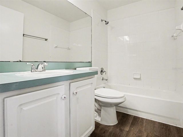 7242 MINIPPI DRIVE, Orlando, FL 32818