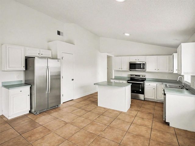 7242 MINIPPI DRIVE, Orlando, FL 32818