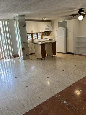 17021 N Bay Road 116, Sunny Isles Beach, FL 33160