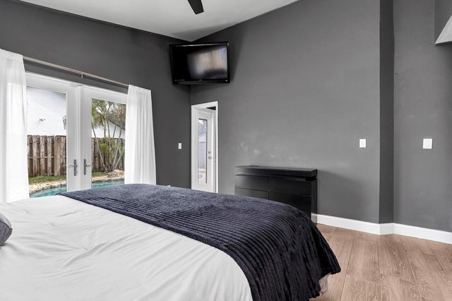 2822 NW 111th Avenue, Sunrise, FL 33322