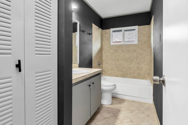 2822 NW 111th Avenue, Sunrise, FL 33322