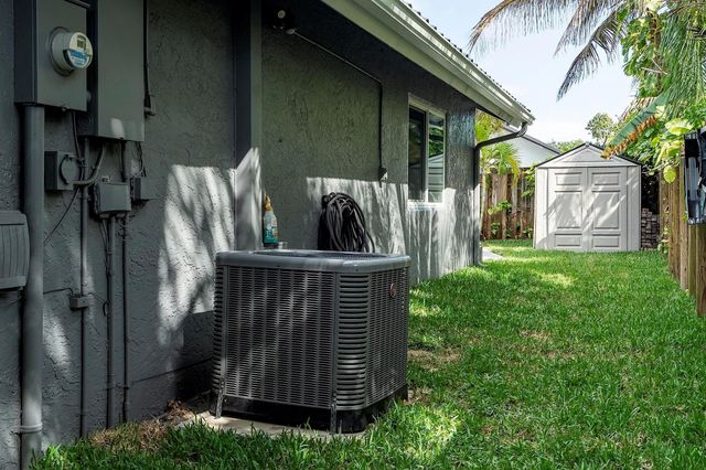 2822 NW 111th Avenue, Sunrise, FL 33322