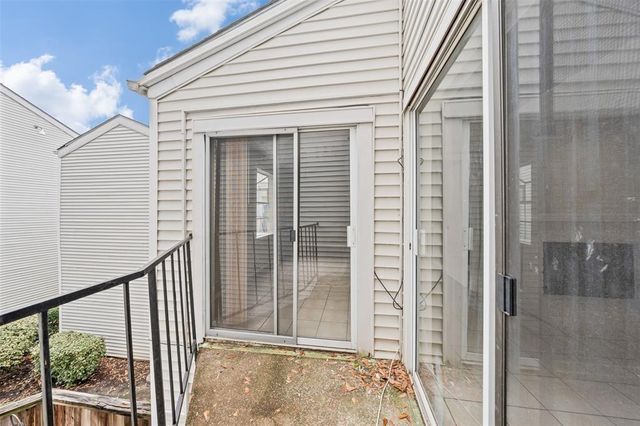 9809 Richmond Avenue E14, Houston, TX 77042