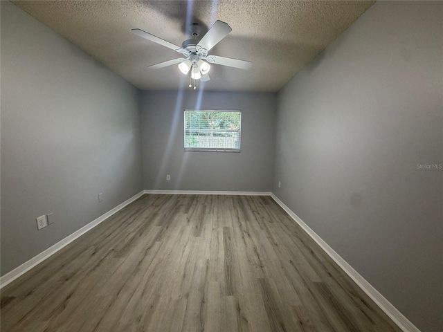 317 S LAKEVIEW AVENUE, Winter Garden, FL 34787