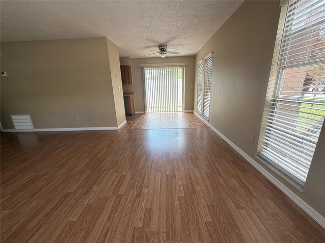 317 S LAKEVIEW AVENUE, Winter Garden, FL 34787