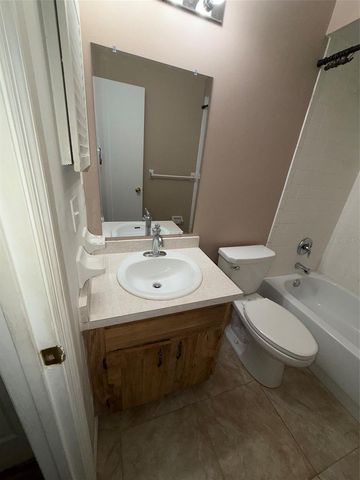 317 S LAKEVIEW AVENUE, Winter Garden, FL 34787