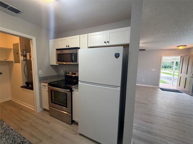 317 S LAKEVIEW AVENUE, Winter Garden, FL 34787