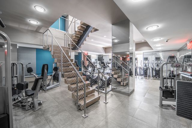 225 Rector Pl Apt 19A, New York City, NY 10280