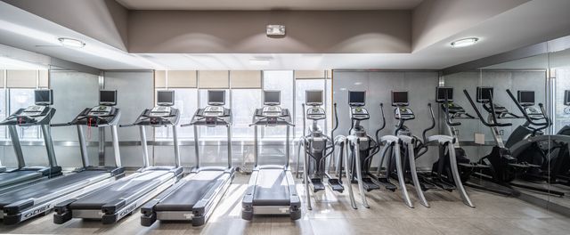225 Rector Pl Apt 19A, New York City, NY 10280