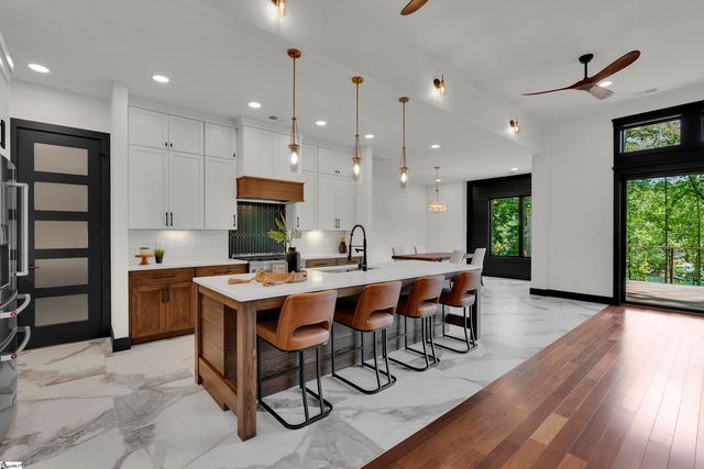 4014 Hardwood Pointe Drive, West Union, SC 29696