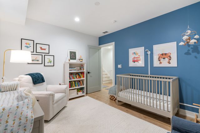 1459 W Superior Street 1E, Chicago, IL 60642