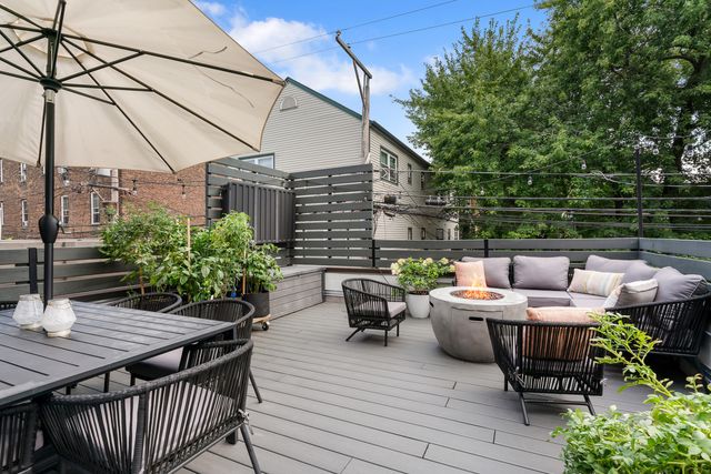 1459 W Superior Street 1E, Chicago, IL 60642