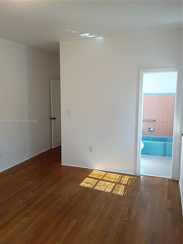 235 83rd St 4, Miami Beach, FL 33141