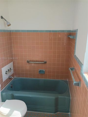 235 83rd St 4, Miami Beach, FL 33141