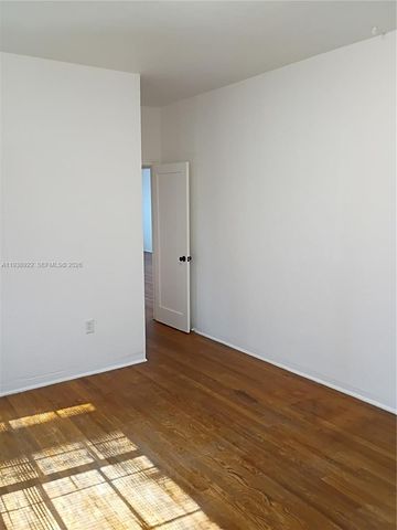 235 83rd St 4, Miami Beach, FL 33141