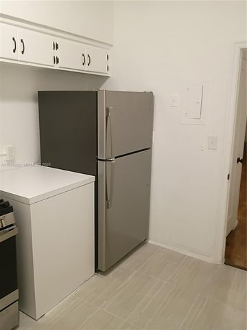 235 83rd St 4, Miami Beach, FL 33141