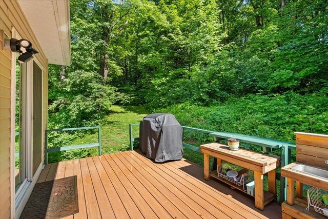 80 Phoenix Circle, Richmond, VT 05477