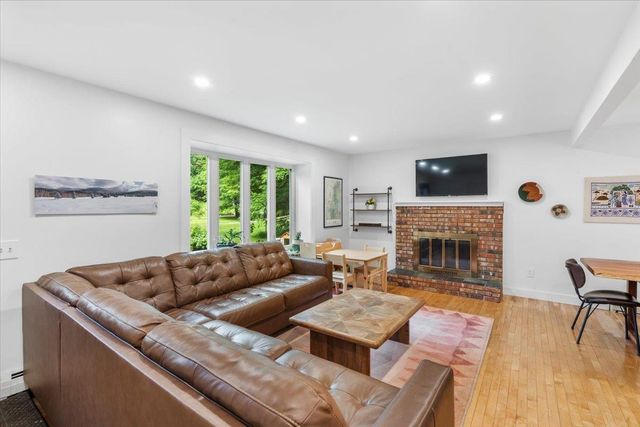 80 Phoenix Circle, Richmond, VT 05477