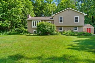 80 Phoenix Circle, Richmond, VT 05477