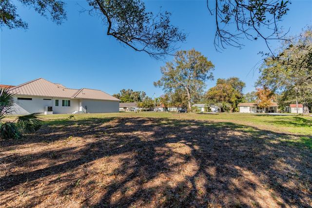 5750 60TH AVENUE N, St Petersburg, FL 33709